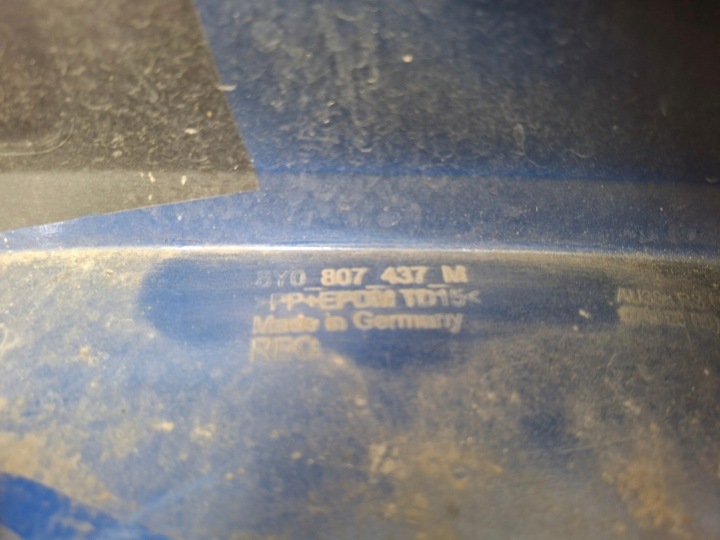 ANGLE PARE-CHOCS GAUCHE PARE-CHOCS AVANT AVANT AUDI RS3 8Y 2020- 8Y0807437M