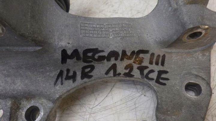 POIGNÉE SUPPORT ALTERNATEUR RENAULT MEGANE III 1.2 TCE 117104394R