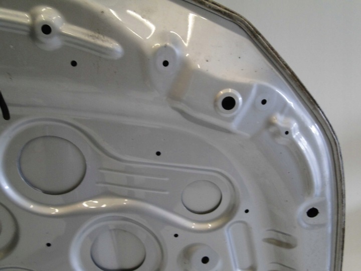 MERCEDES CAPOT COUVERCLE MOTEUR ARGENTÉE 761 CLA 117 C117 X117 W117