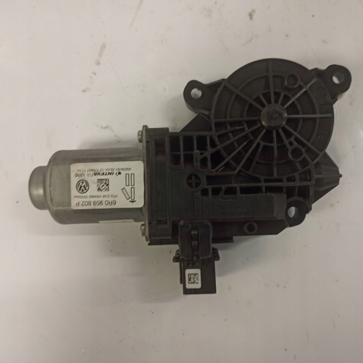 SKODA OCTAVIA II PETIT MOTEUR VITRES DROIT AVANT 6R0959802P
