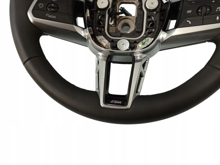 BMW X3 U11 VOLANT M-PAKIET,LOPATKI,SKORA
