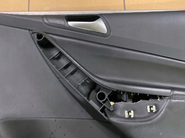 PREMIUM FORRO DE PUERTA DERECHA PARTE DELANTERA VW PASSAT B6 1K0947411A 