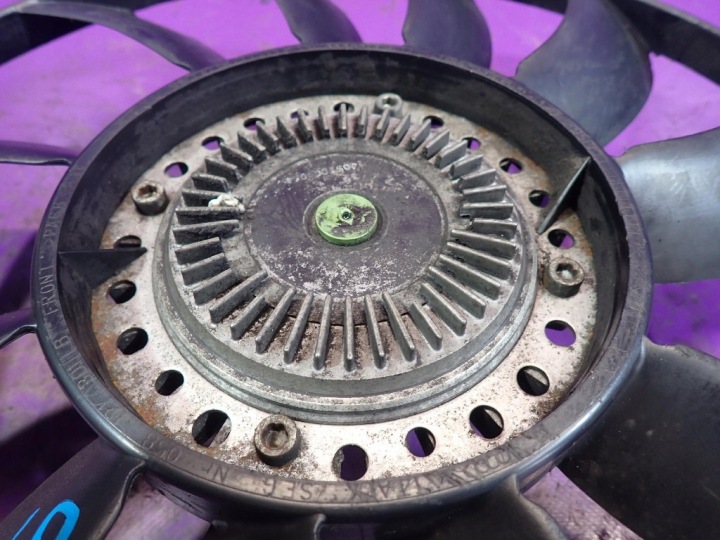 VW PASSAT B5 96-00 1.9 TDI 90KM VENTILATEUR RADIATEUR 058121301B