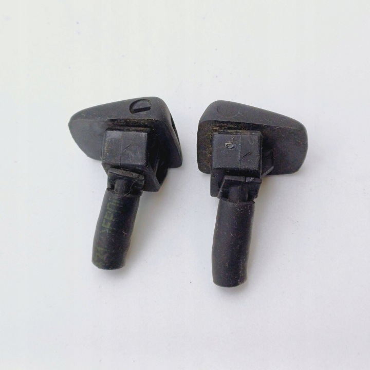 BUSE LAVE-GLACE VITRES AVANT FIAT PANDA II NR180 JEU