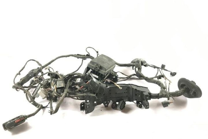 BOÎTE FUSIBLES SKODA OCTAVIA III (5E3) 5G0927903S 1.4L GASOLINE
