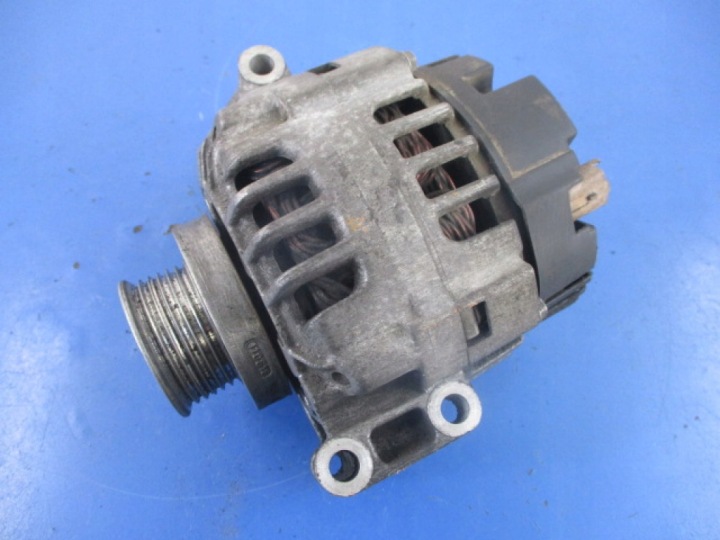 RENAULT SCENIC 1.6 ALTERNATEUR 8200103726 2542548A 95A TESTOWANY