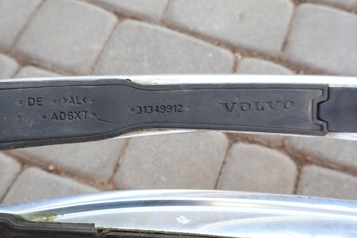 BARRES DE TOIT TOITS PAIRE VOLVO XC90 II 31349912 31349911