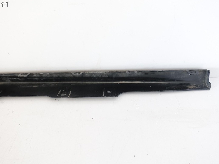 BMW 1 F40 MODULE MSP 19- MOULURE SEUIL REVÊTEMENT DROITE