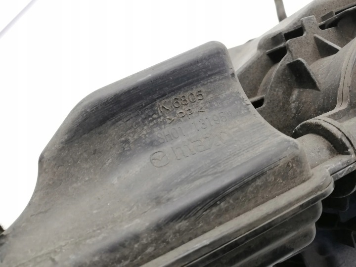 CHÂSSIS FILTRE AIR MAZDA 3 BERLINE (BM) SH01133AX 2.2L DIESEL 110KW