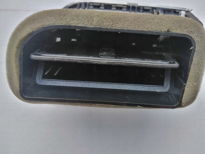 SKODA OCTAVIA III 5E GRILLE CONDUIT D'AIR ADMISSION AIR 5E0819701