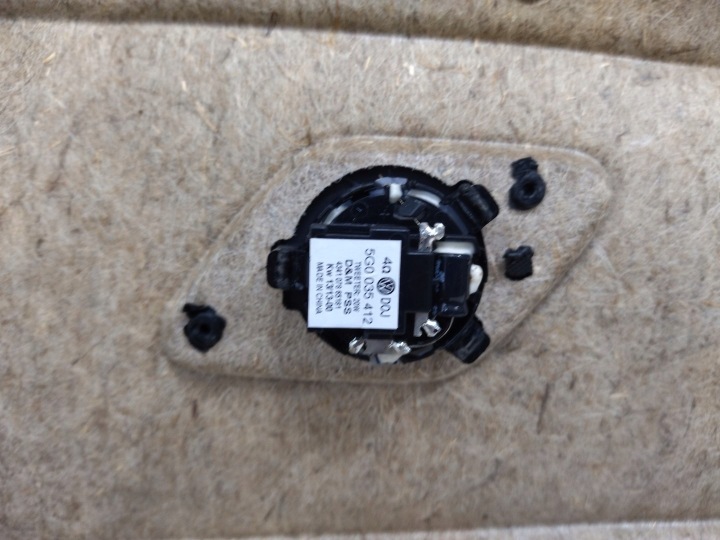 COLLECTEUR PORTES VOLKSWAGEN OE 5G4868074C