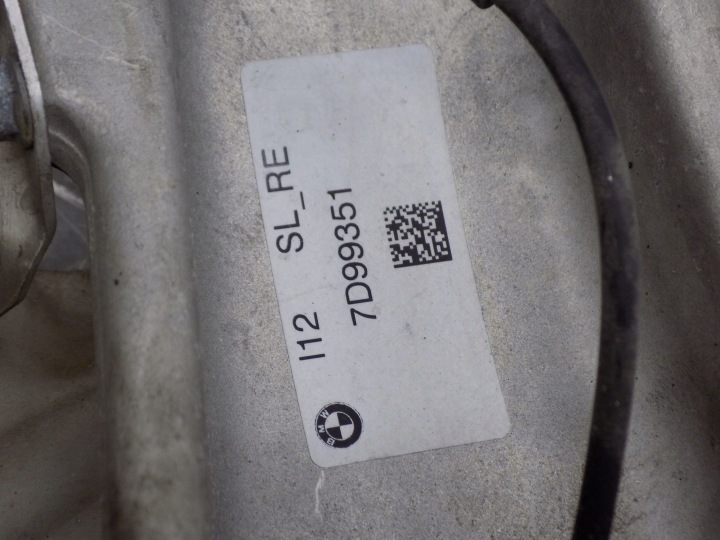 BMW I8 ROTULE DE DIRECTION AVANT GAUCHE 6858213