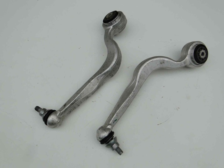 MERCEDES E CLASSE 238 BRAS DE SUSPENSION AVANT GAUCHE 4MATIC