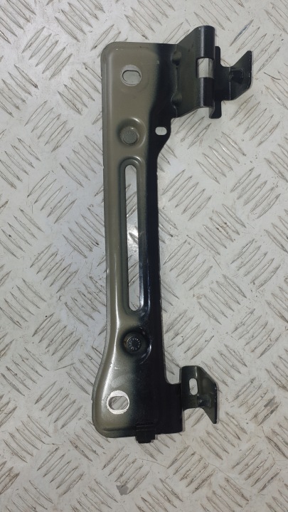 AUDI Q7 SUPPORT GARDE-BOUE GAUCHE I DROIT 4M0821432