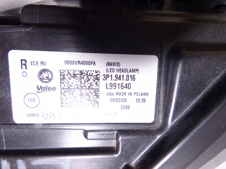 SKODA SUPERB IV 3P1 PHARE AVANT DROITE CRYSTAL LIGHTHING 3P1941016 NEUF OE