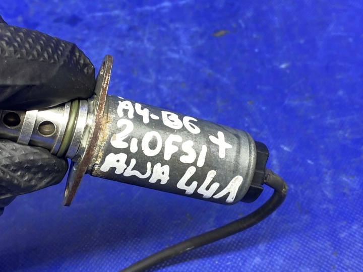 CAPTEUR SOUPAPE PHASE DISTRIBUTION AUDI A4 B6 B7 A6 C5 2.0 FSI AWA 13150344
