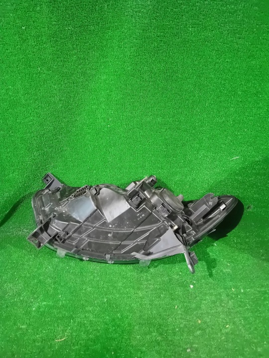 PROJECTEUR DROIT AVANT RENAULT CAPTUR I 13- LENTILLE NR.798
