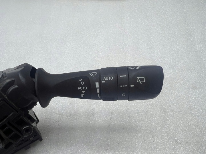 TOYOTA C-HR I 2018 MANETTE COMMUTATEUR CLIGNOTANTS ESSUIE-GLACES