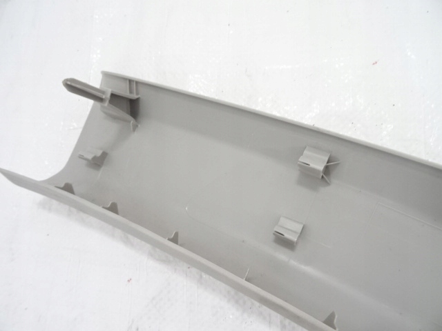 PEUGEOT EXPERT III DROITE PROTECTION AVANT MONTANTS 9808680677