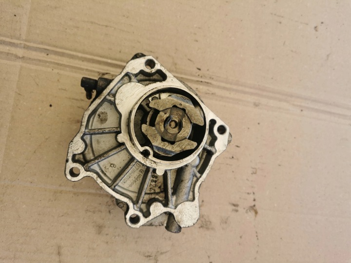 POMPE VIDE 2.0 CDTI 160KM A20DTH OPEL INSIGNIA A 55205446 09T1411572