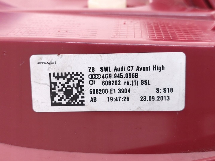 PHARE DANS AILE DROIT ARRIÈRE ARRIÈRE AUDI A6 C7 UNIVERSEL 4G9945096B