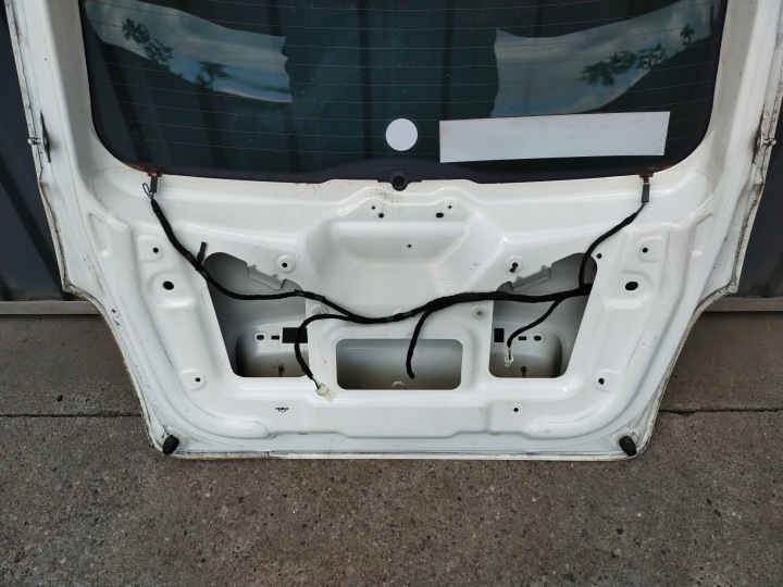 COUVERCLES DE COFFRE ARRIÈRE AVEC VITRE FIAT 500 2008R. BLANCHE 268/A ORIGINAL