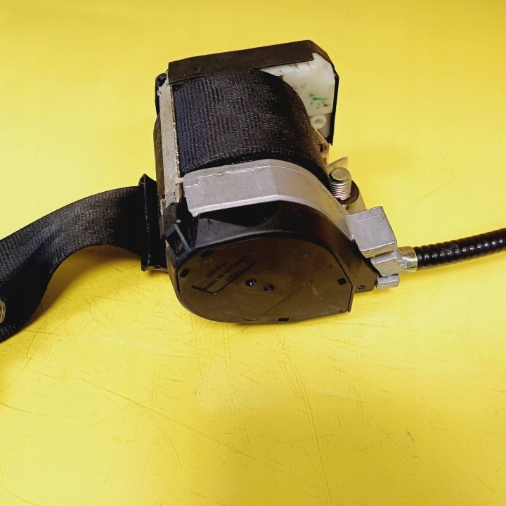 CEINTURE DE SÉCURITÉ DROIT AVANT SKODA FELICIA I NR567