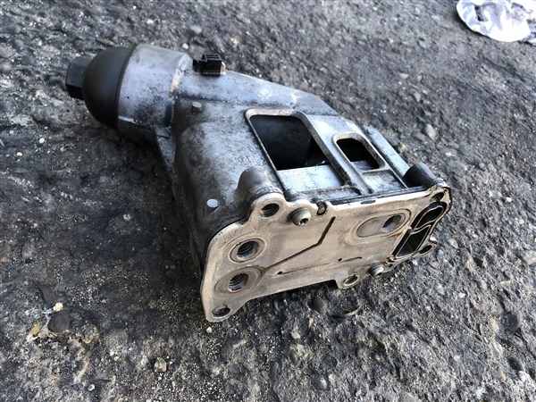 SUPPORT FILTRE HUILES BMW 1 E87 2.0 D DIESEL 7797392