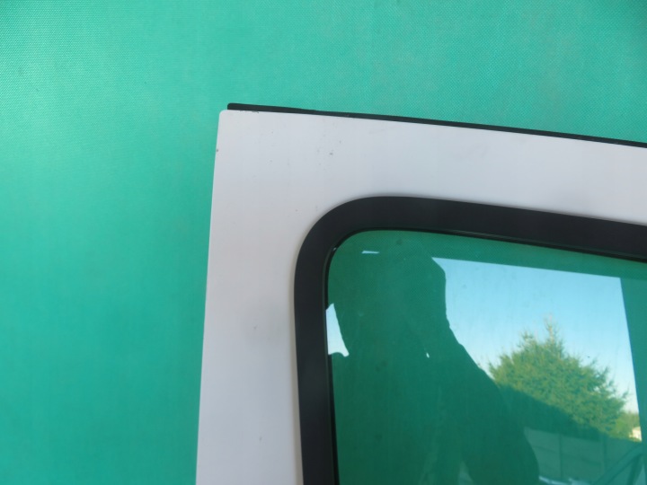 PORTES DROIT AVANT MERCEDES SPRINTER
