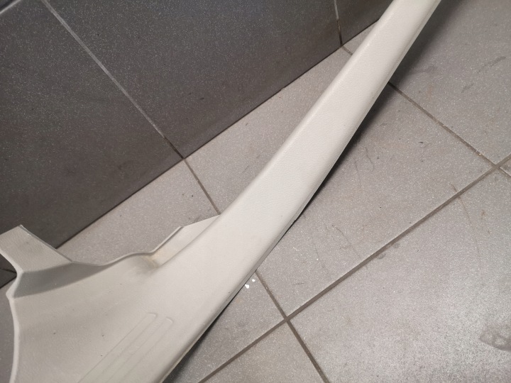 MOULURE SEUIL GAUCHE ARRIÈRE AUDI A6 C6 4F0867767A