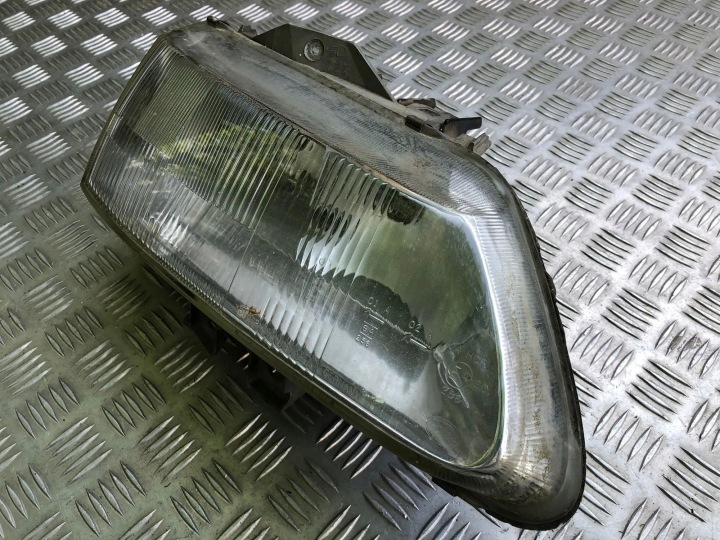 PHARE GAUCHE AVANT RENAULT LAGUNA I GRANDTOUR (K56_) 13996600 1.8L