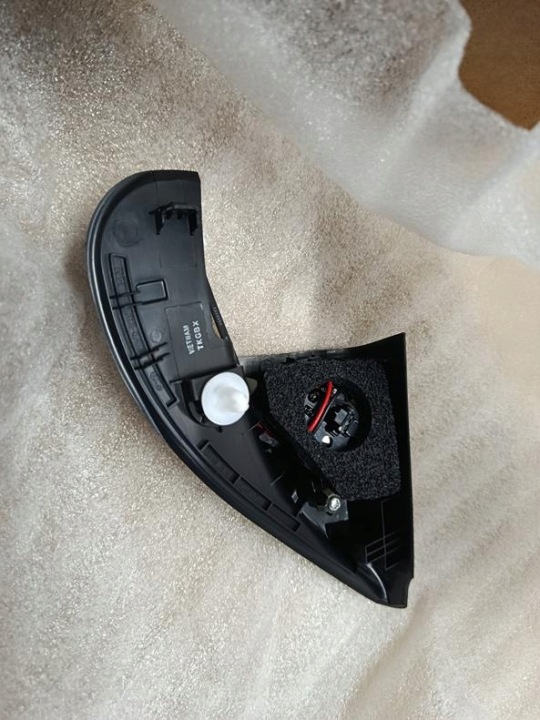 HYUNDAI TUCSON N-LINE HAUT-PARLEUR HAUTE FRÉQUENCE TRIANGLE DROIT OE NEUF