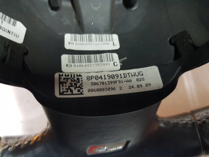 AUDI A3 8P LIFT 08-12R S-LINE VOLANT CUIR 8P0419091DT