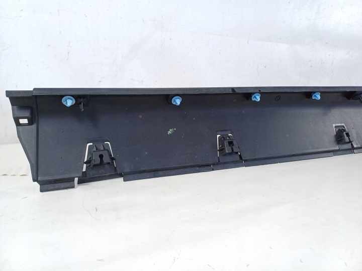 SEUIL DROIT AVANT REVÊTEMENT SEUIL DROITE AVANT PEUGEOT RIFTER 9816460977