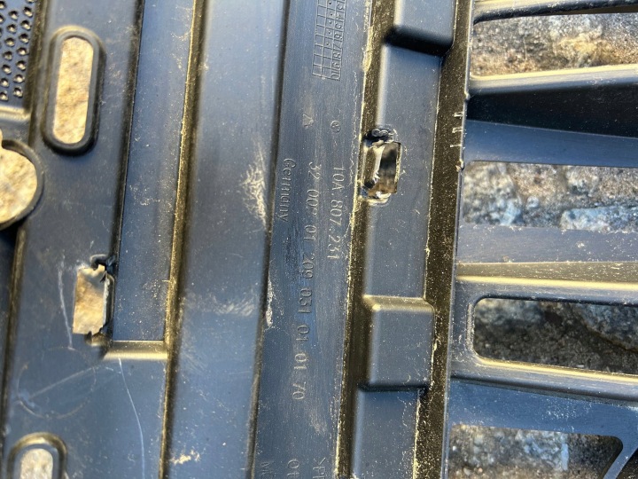VOLKSWAGEN ID.3 CALANDRE RENFORCEMENT GRILLE DE RADIATEUR PARE-CHOCS