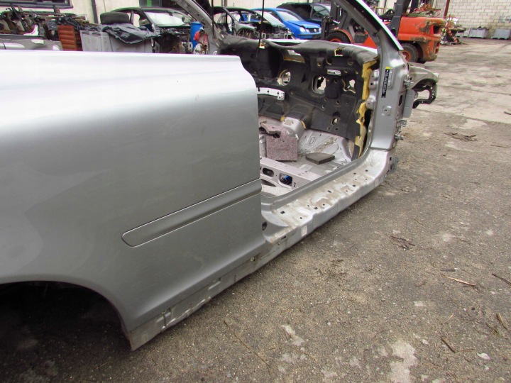 VOLVO C70 II 06-13 QUART AILE ARRIÈRE DROIT 477