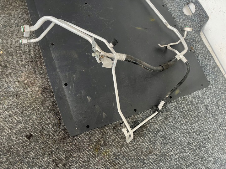 IVECO DAILY VI LIFT EURO 6 ADBLUE 2.3 HPI TUYAU TUBES CLIMATISATION