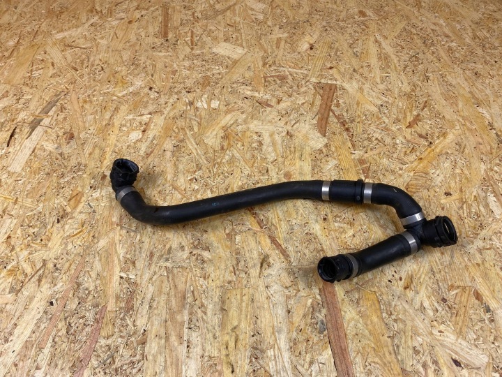 TUYAU TUYAU FIL EAU MERCEDES W205 W253 W213 A2055019401