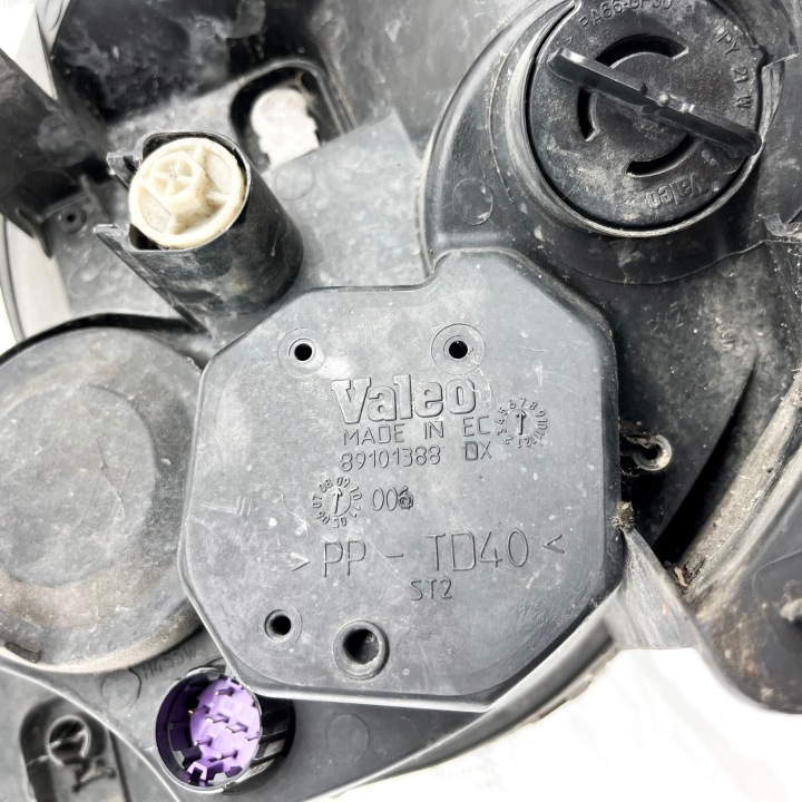 ORIGINAL PROJECTEUR AVANT DROIT FIAT GRANDE PUNTO PUNTO EVO – 89101388