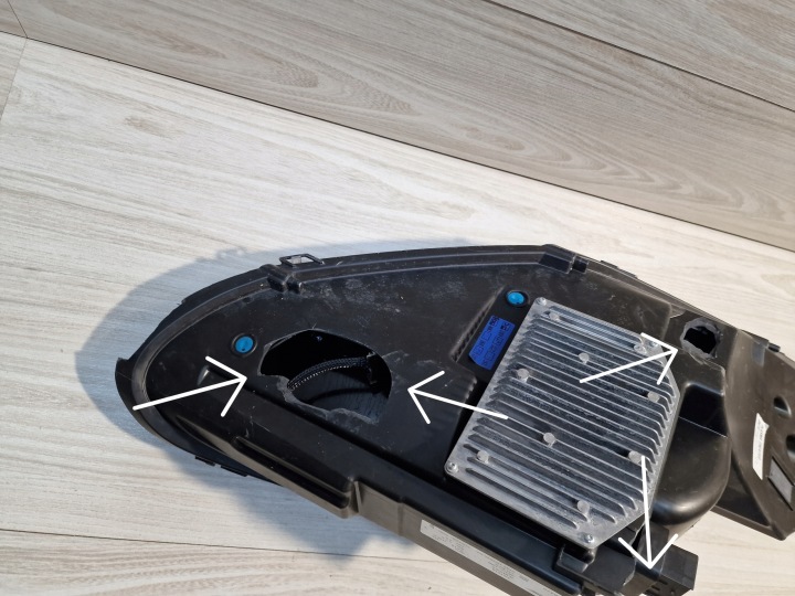 PHARE GAUCHE AVANT COMPLET LED ASTON MARTIN DB11 NOIRE