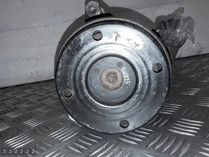 COMPRESSEUR DE CLIMATISATION 447200-5476 JEEP CHEROKEE WJ
