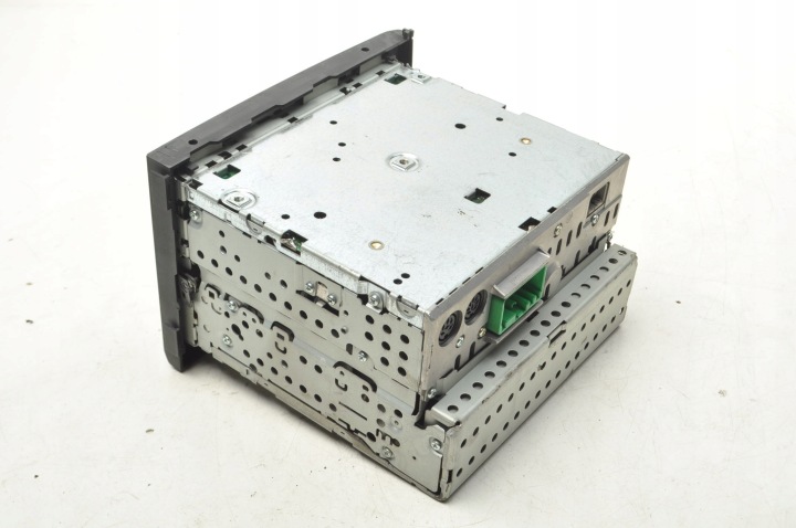 VOLVO S80 I RADIO HU801 9496567