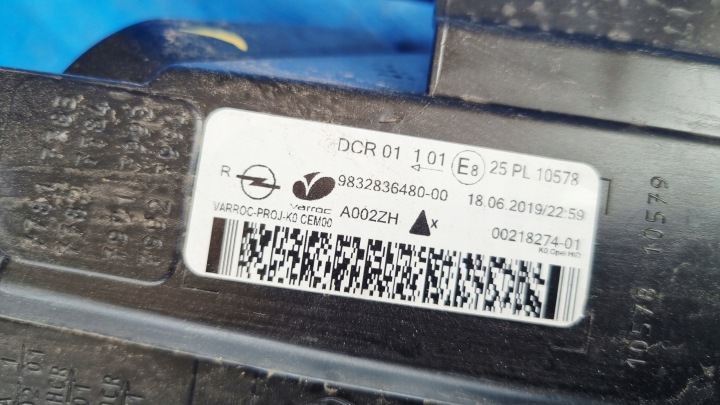 OPEL ZAFIRA LIFE D 4 IV 19 PHARE PROJECTEUR XÉNON AVANT AVANT DROITE DROIT