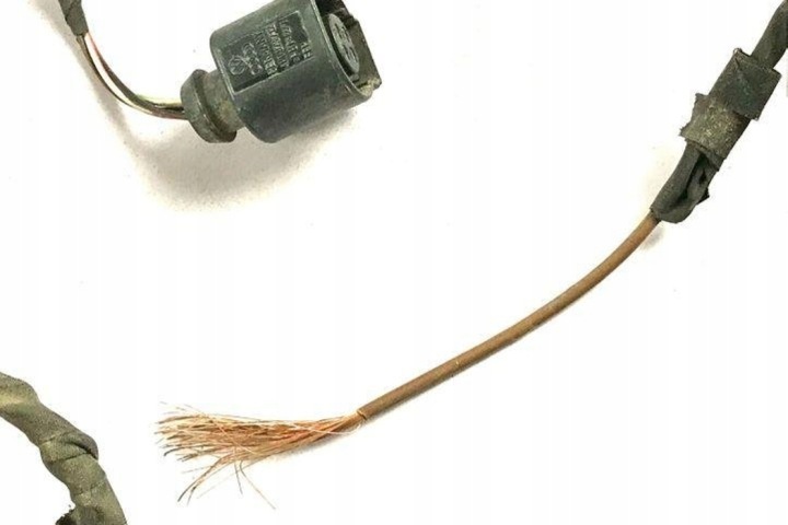 CAPTEUR ABS AVANT DROIT SKODA OCTAVIA III (5E3) 5G0927903AA 1.6L DIESEL
