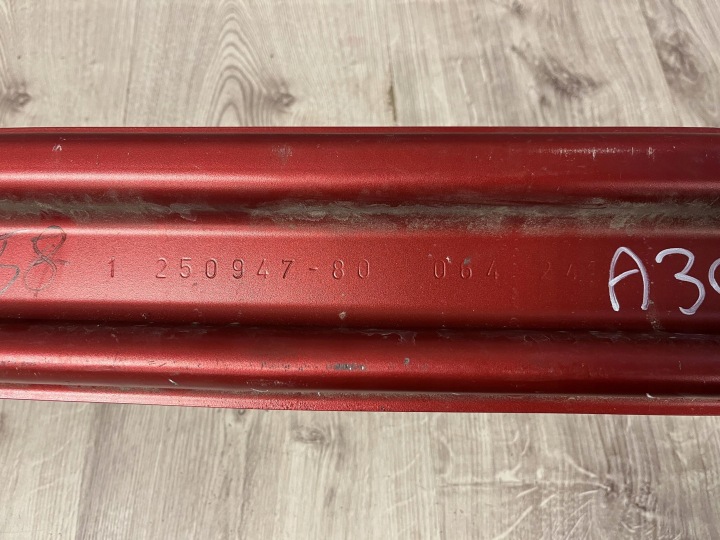 TOYOTA YARIS IV POUTRE PARE-CHOCS ARRIÈRE ARRIÈRE 250947 80