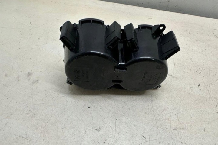 POIGNÉE SUR GODETS AUDI A7 SPORTBACK (4GA, 4GF) 4G0862534 3.0L GASOLINE 2012