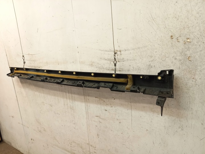 JAGUAR F-PACE HK83 X761 761 MOULURE SUR SEUIL SEUIL DROITE DÉFLECTEUR