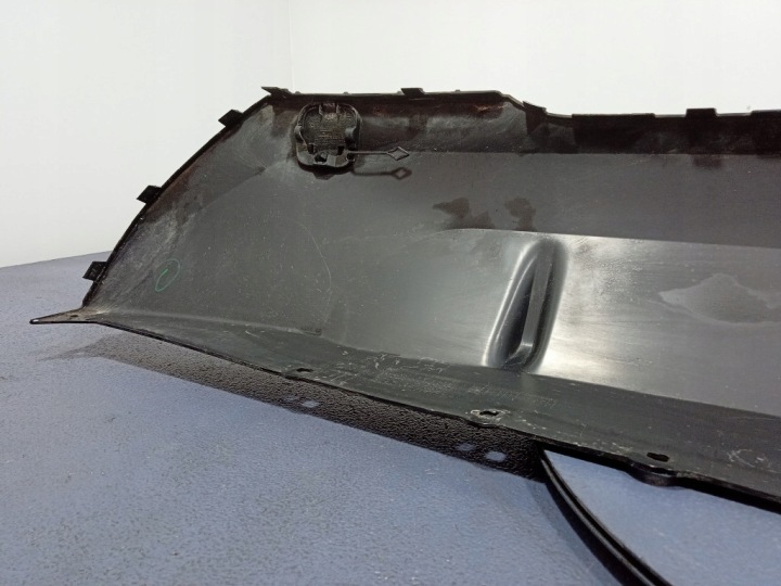 BMW 1 F40 DIFFUSEUR DOUBLURE INFÉRIEURE PARE-CHOCS ARRIÈRE MODULE 8070951