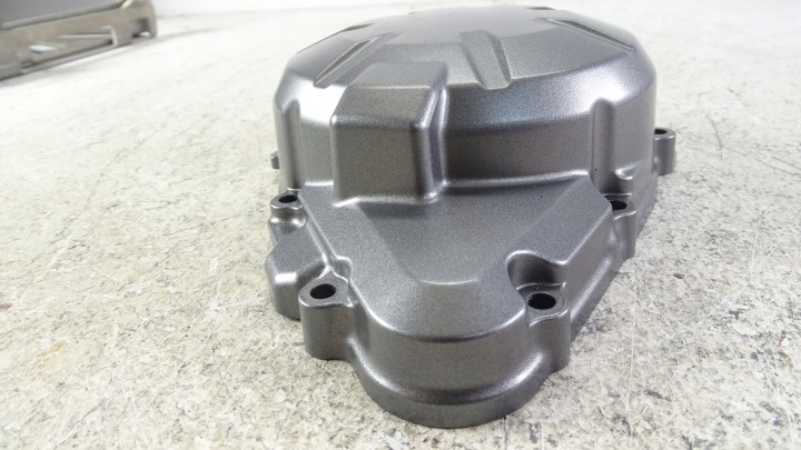 P469 KAWASAKI Z900 AVEC 900 17- COUVERCLES COUVERCLE PROTECTION MOTEUR ALTERNATEUR