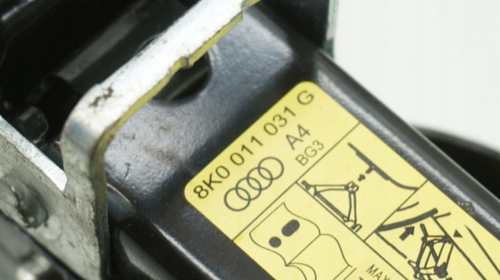 CRIC ÉLÉVATEUR FIXATION AUDI A5 8T A4 B8 8K9813685 8K0011031G